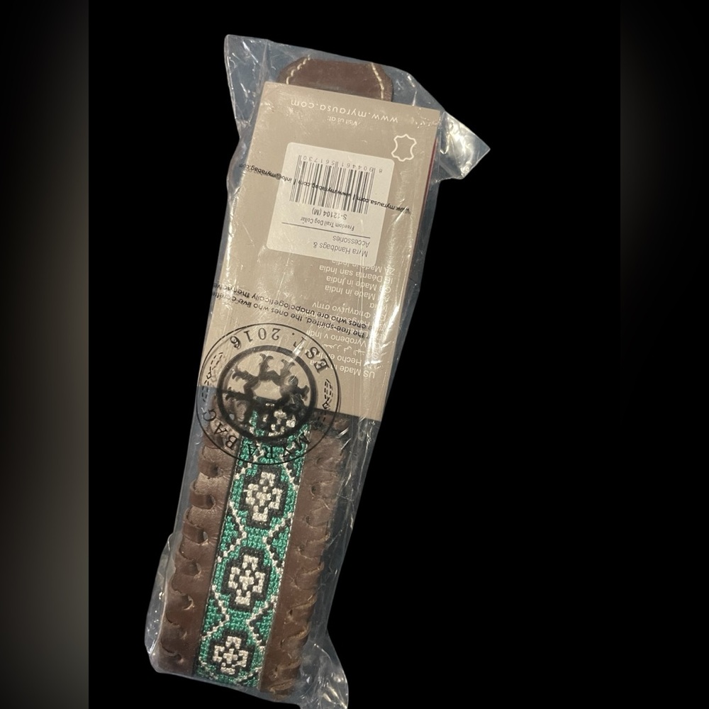 NWT Myra Tooled Dark Brown Leather w/Hand Made Green Aztec Inlay w/Buckstitch - Picture 9 of 9
